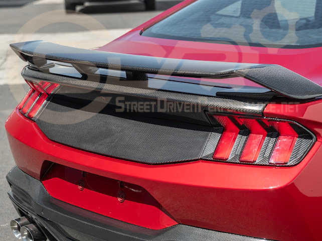 2024-UP FORD MUSTANG S650 | CARBON FIBER REAR TRUNK PANEL COVER TRIM